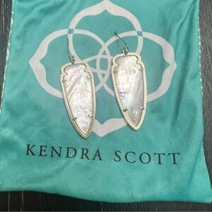RARE Kendra Scott Skylar Mother-of-Pearl Arrowhead Earrings Gold Tone